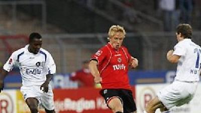 Bundesliga: «Ρέφαρε» το Ανόβερο