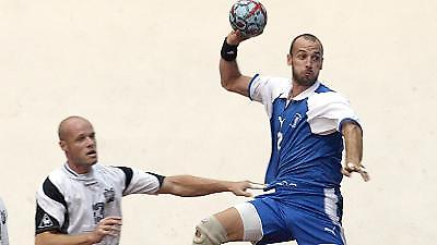 Εύκολα τα φαβορί