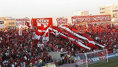 Χωρίς κόσμο η Χάποελ