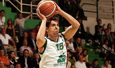 Νίκες για Ζήση και Χαρίση στα πλέι-οφ