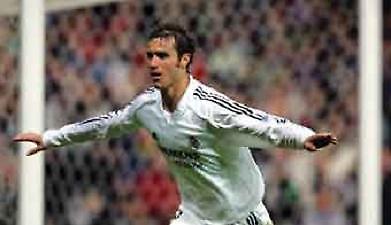 Ο Ελγκέρα γεμίζει το κενό