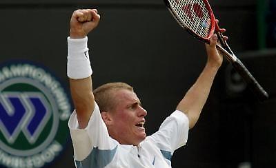 Προχωρούν τα φαβορί στο Open της Αυστραλίας