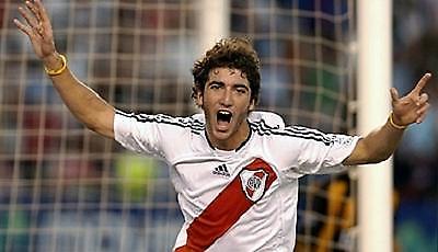 «Καλύτερη η πρόταση της Μίλαν για Χιγκουαΐν»