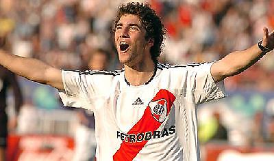 «Η Ρεάλ έχει κάνει πρόταση για τον Χιγκουαΐν»