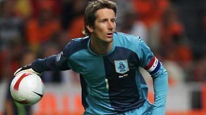 Φαν Ντερ Σαρ: «Φανταστικά τα παιχνίδια στον «όμιλο του θανάτου»!