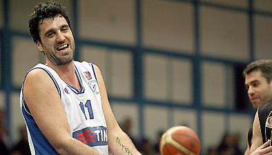 A1: Εκτός ο Οικονόμου