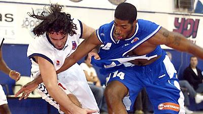 Α1: Δύσκολα Οικονόμου, Χάρβεϊ