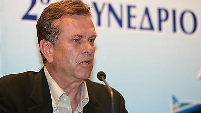 «Παρέδωσε» στον Γ.Ιωαννίδη ο Γ.Ορφανός