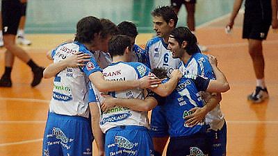 Δοκίμασε σχήματα ενόψει ΑΕΚ