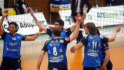 Δυο «περίπατοι» και ένα ντέρμπι…