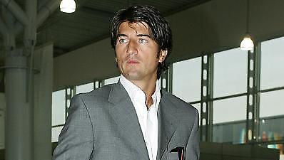 Επιτέλους… δεξί μπακ