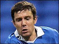 Αγωνία για Ιζέτ