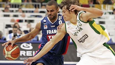 Στη Μακάμπι ο Γιασάιτις