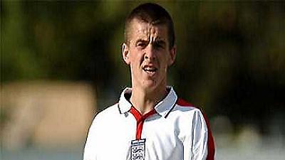 Ο Μπάρτον είναι εδώ!