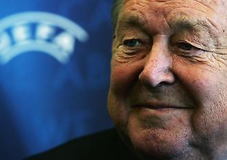 Στο πλευρό της Λίβερπουλ ο Γιόχανσον