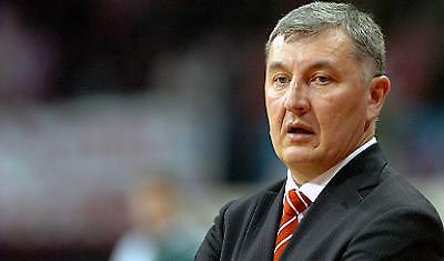 Μένει ο Καζλάουσκας