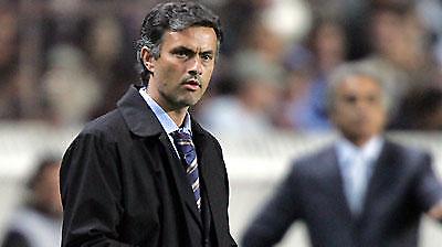 Μουρίνιο: «Έτοιμος ο Τσεχ»