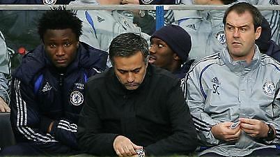 Τέρι: «Να μη φύγει ο Μουρίνιο»