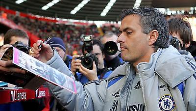 Έξαλλος ο Μουρίνιο με τα σενάρια περί Ρεάλ