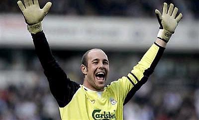 Ανανεώνει με Λίβερπουλ ο Ρέινα