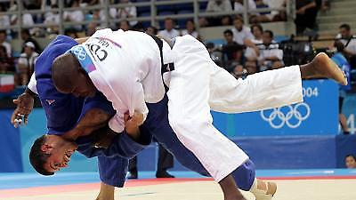 Νοκ άουτ ο Διονύσης Ηλιάδης