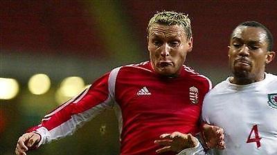 Πλήγμα στην Άντερλεχτ με Γιούχας