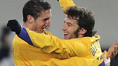 «Κυρία» στους «16»