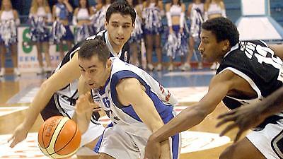 Νοκ άουτ ο Καμπερίδης