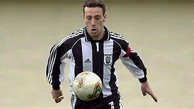 «Μην υπογράφεις...»