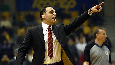 Κακιούσης: «Πρέπει να σηκώσουμε κεφάλι»