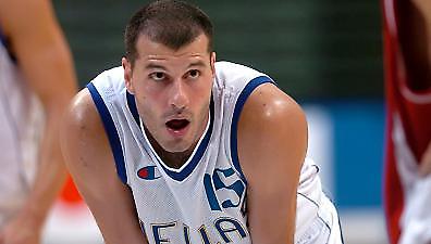 Κακιούζης: «Να γυρίσω σε ένα καλό ελληνικό πρωτάθλημα»