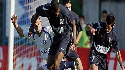 Χαμένη ευκαιρία για την Καλλιθέα