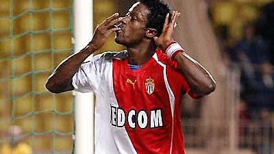 Προτίμησε τα πετροδόλαρα ο Καλόν