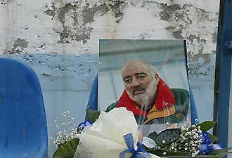 Συγκίνηση στο μνημόσυνο του Νίκου Κανελλάκη