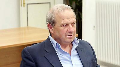 «Η προσωρινή διοίκηση, οι Ιταλοί και ο Γούμενος»