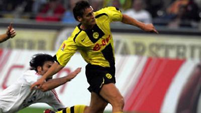 Ανανέωσε ο Κελ