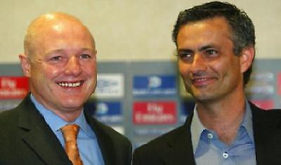 «Εμφύλιος» στην Τσέλσι για τον Γκαλάς