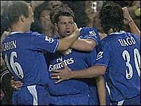 Τα βλέμματα στο «Σεντ Τζέιμς Παρκ»