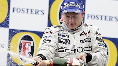 H «στέψη» αναβάλλεται