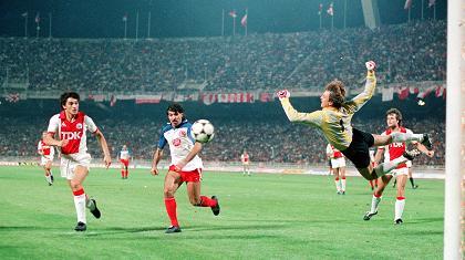 Έγινε «κατοστάρης» ο Ολυμπιακός