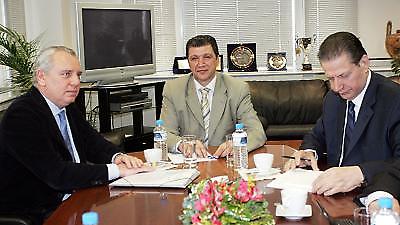 Μέτρα και με τη… βούλα