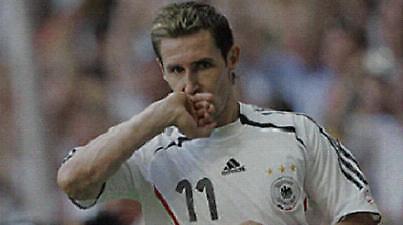 Στην κορυφή ο Κλόζε