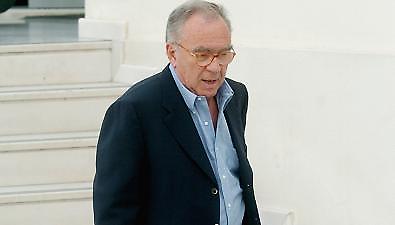 Τα ρέστα του για προπονητή…