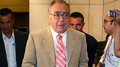 Διαψεύσεις και… συστάσεις