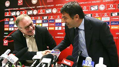 «Ψαρεύει» απ’ τα βαθιά!