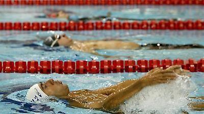 Το πρόγραμμα τη κολύμβησης για το 2004/2005