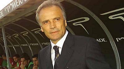 Κοντά στην Κάλιαρι ο Κολόμπα