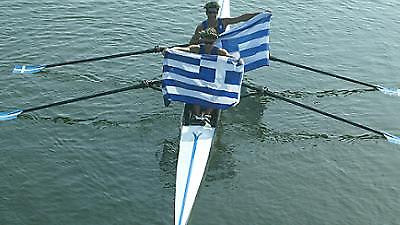 «Σκίζουν» τα ελληνικά «κουπιά»