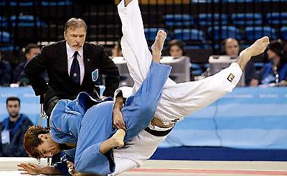 Πρεμιέρα χωρίς διακρίσεις