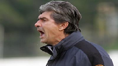 Χώρισαν οι δρόμοι Κωστίκου και Νέας Σαλαμίνας